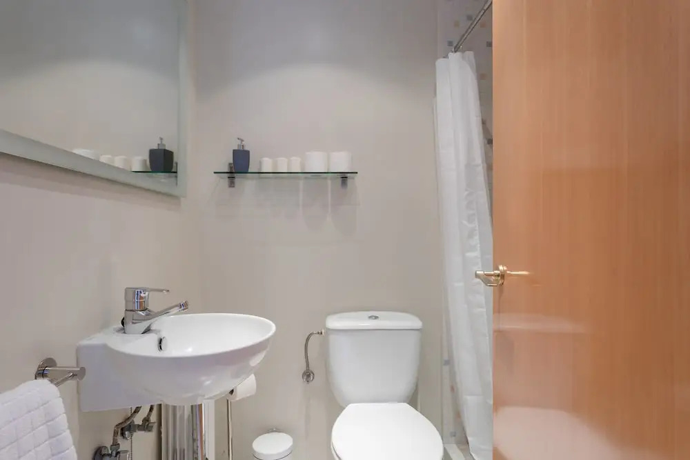 Unique Rentals - Stylish Seafront Duplex