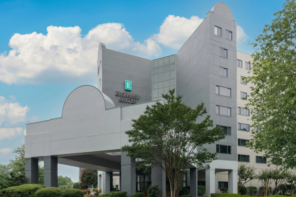 Отель Embassy Suites by Hilton Charlotte