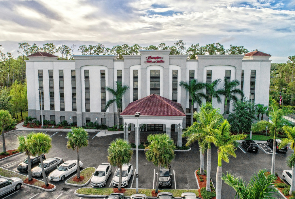 Hampton Inn & Suites Fort Myers Estero