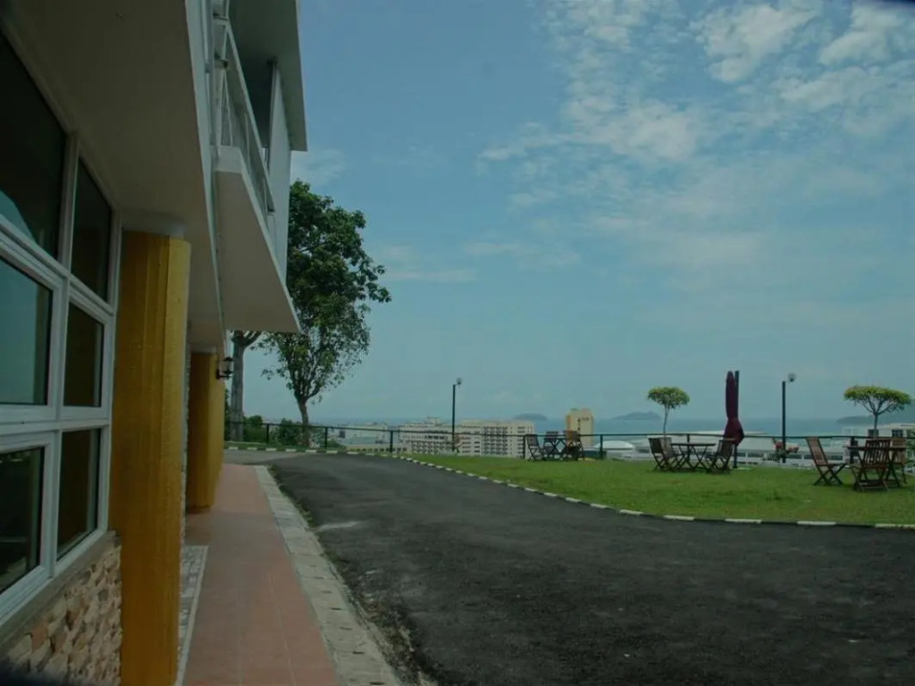 Habiba Suites