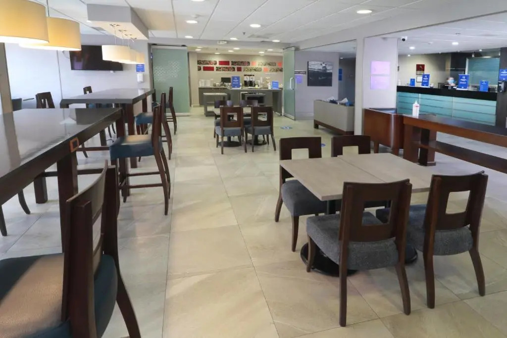 Hampton Inn Monterrey-Airport