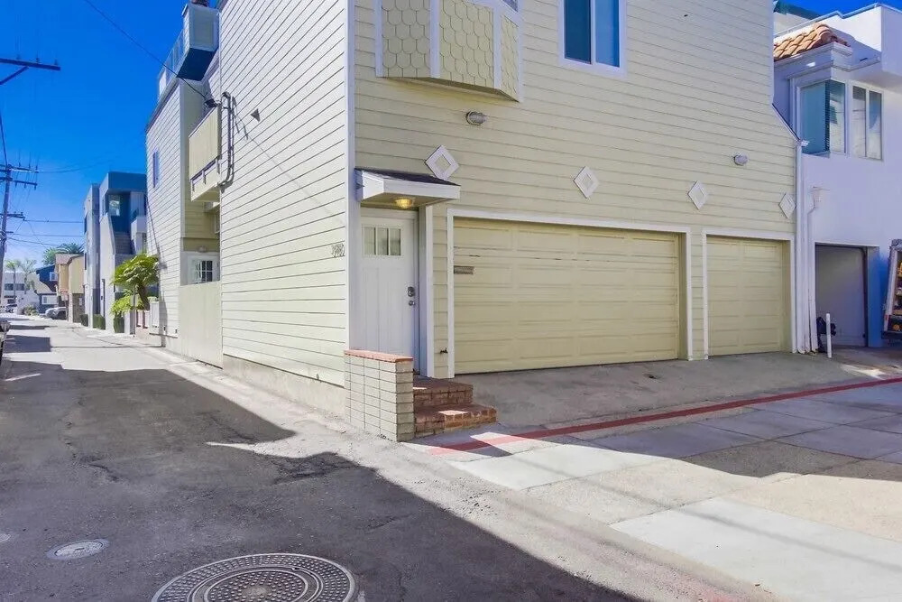 Big Pearl 2 Bedrooms 2 Bathrooms Condo