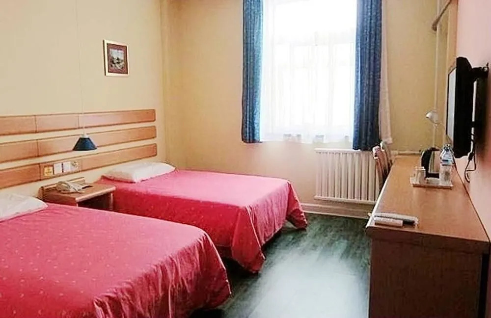 Homeinn Selected Hotel (Qinghe Railway Station)