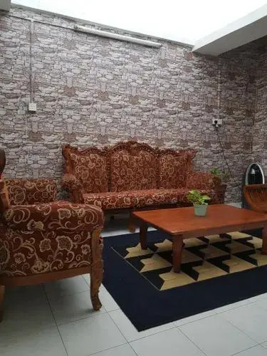 12-15 Pax Ssue Silibin Ipoh Guest House-Homestay