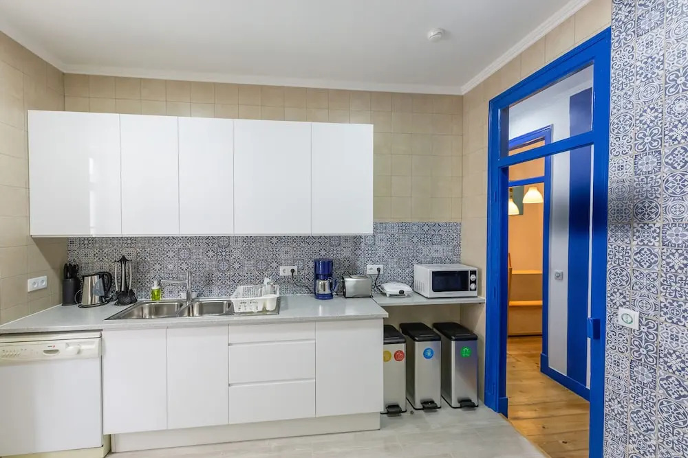 Help Yourself Hostels - Parede