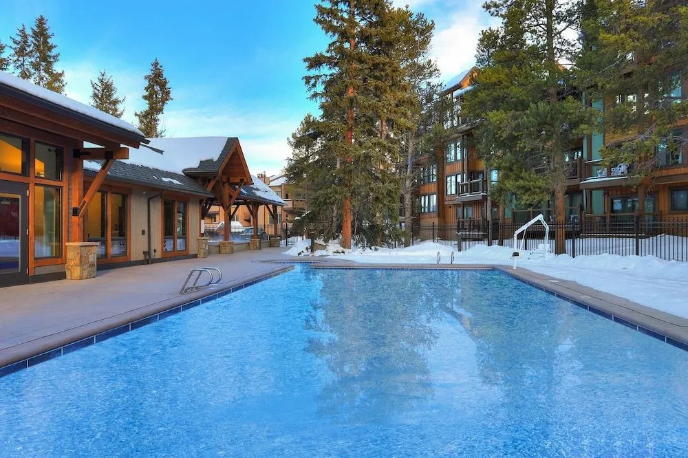 Columbine 102 2 Bedrooms 2 Bathrooms Condo