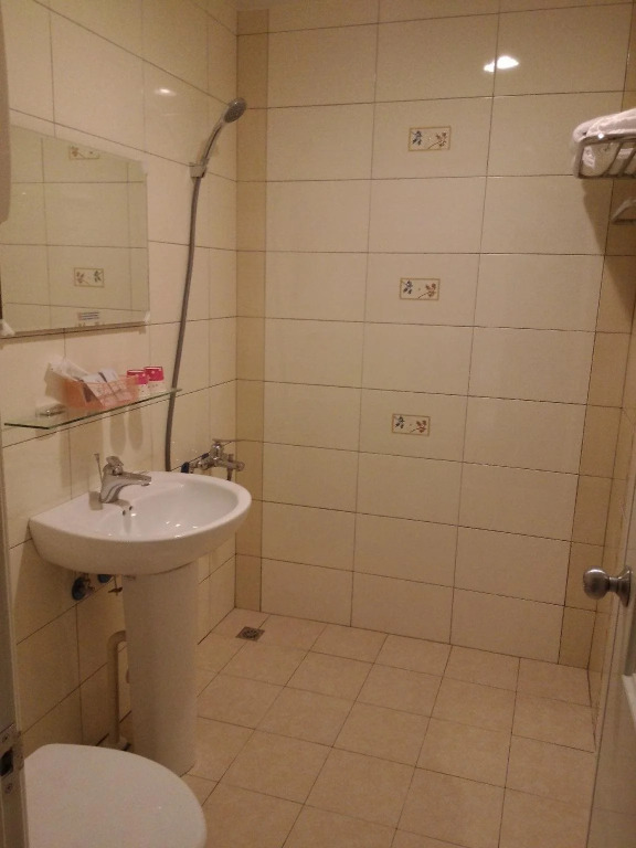 Tilon Hotel