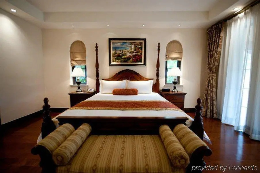MayLand Resort