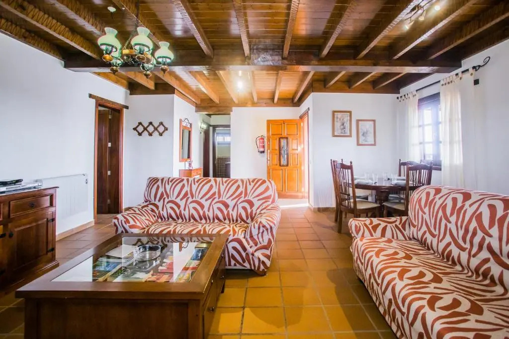 A1 Casas Y Villas juani y juan lanzarote  Free WiFi