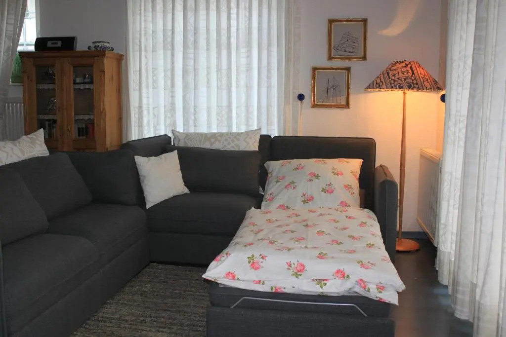 Alte Reihe 9 Wohnung 1