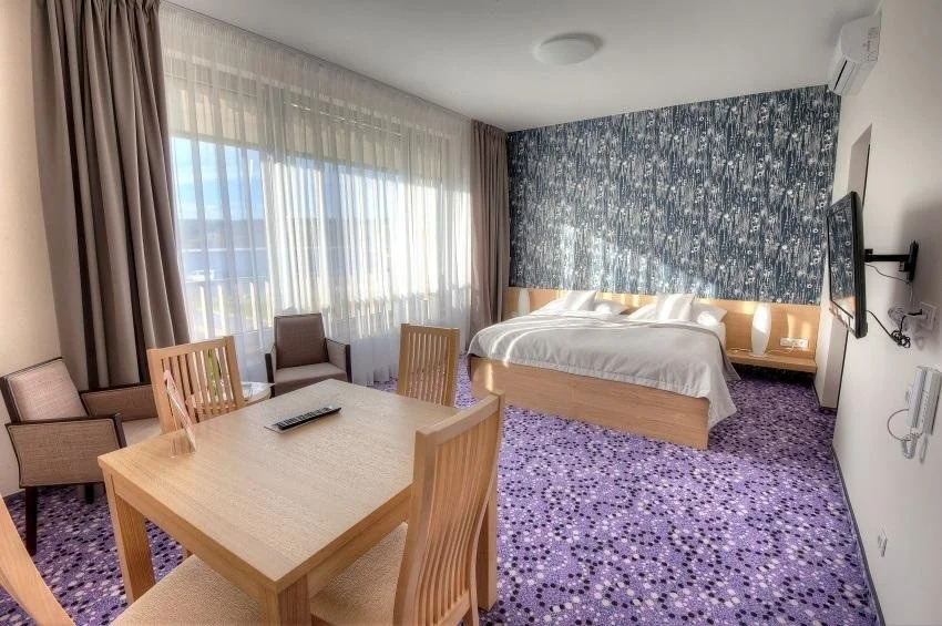 Hotel Vinice Hnanice