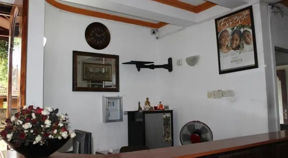 Nathaliya Transit Hotel
