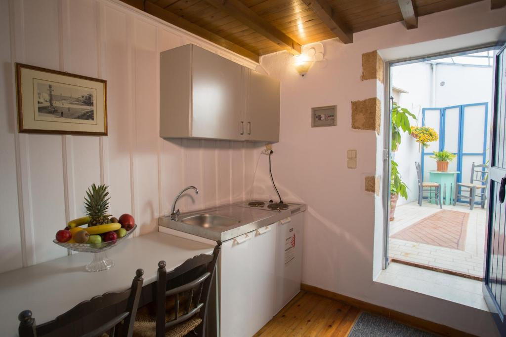 Nostos Hotel