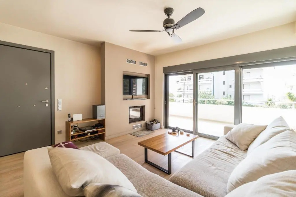 Luxury 3 Bedroom Apartment with garden in Glyfada