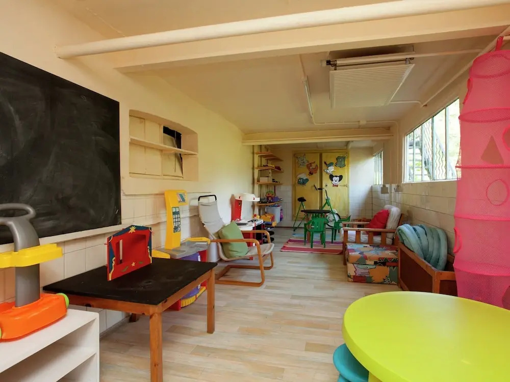 House in Natural Area Ideal for Families with Games Room, Sauna, Hot Tub