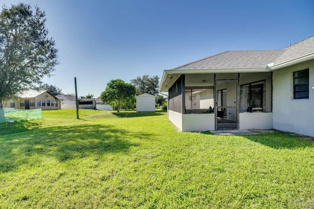Sun, Sand & Relaxation! Home w/ Lanai in Palm Bay