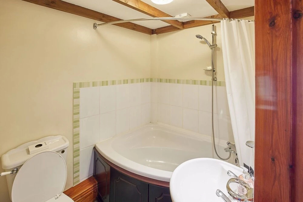 Host & Stay - The Arches Country House