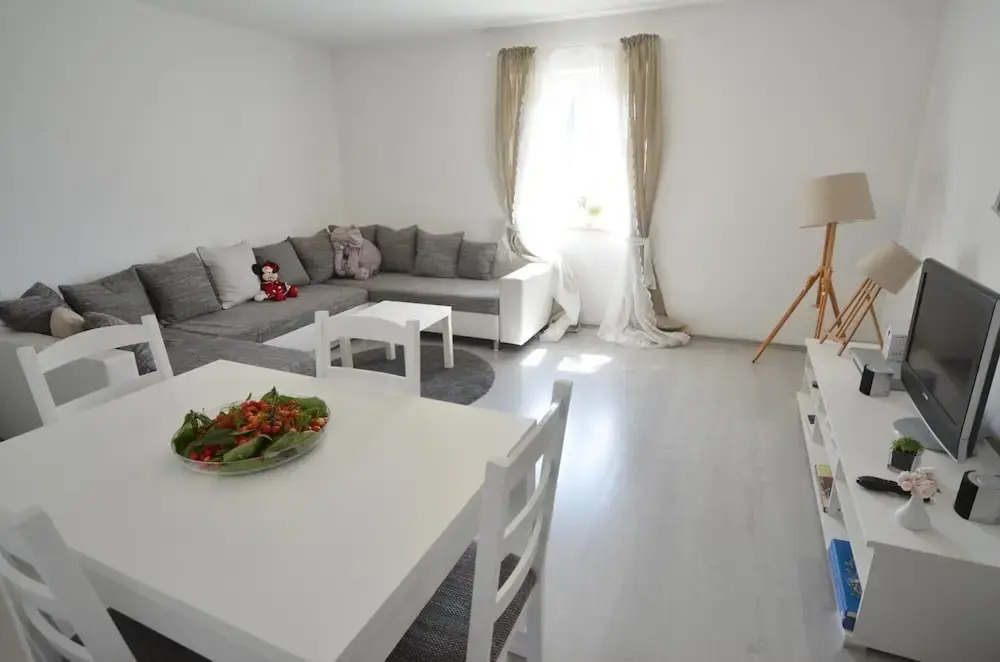 Kate in Rovinj With 1 Bedrooms and 1 Bathrooms