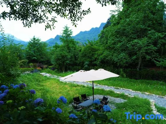 Pema Qingcheng Hotel