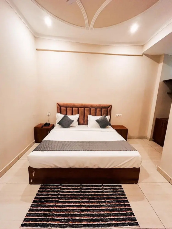 Hotstel Rishikesh,Tapovan