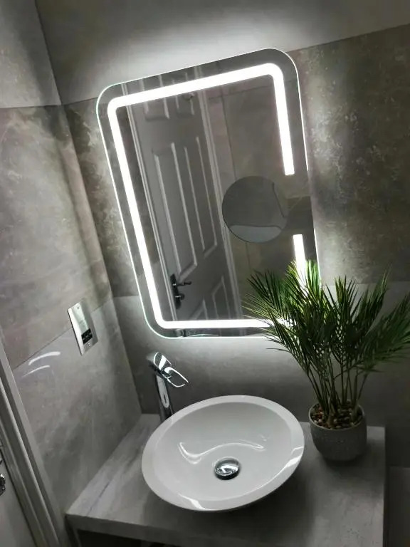 Sunrise View 2 Bed Apartment Sleeps 4 Spa Bath
