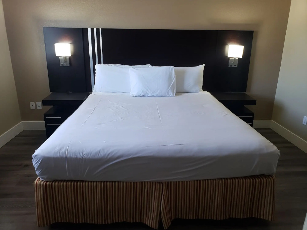 Fairview Inn & Suites