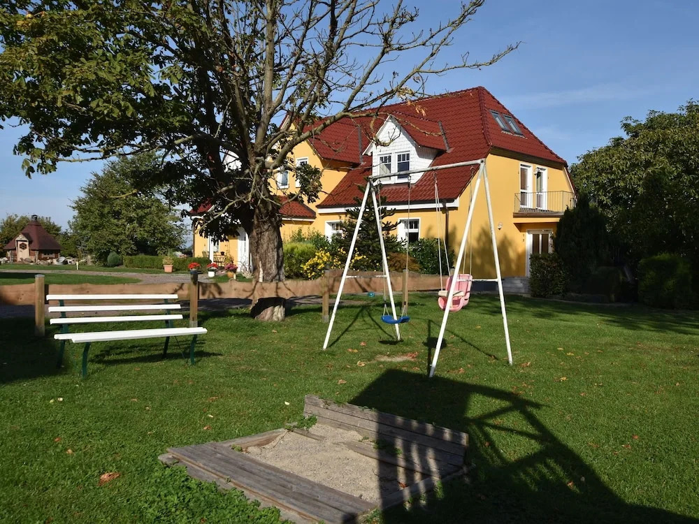 Pleasing Apartment in Kühlungsborn With Terrace