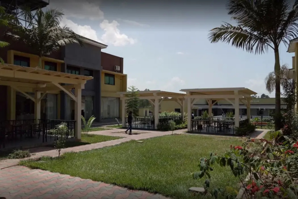 Courtyard International Hotel
