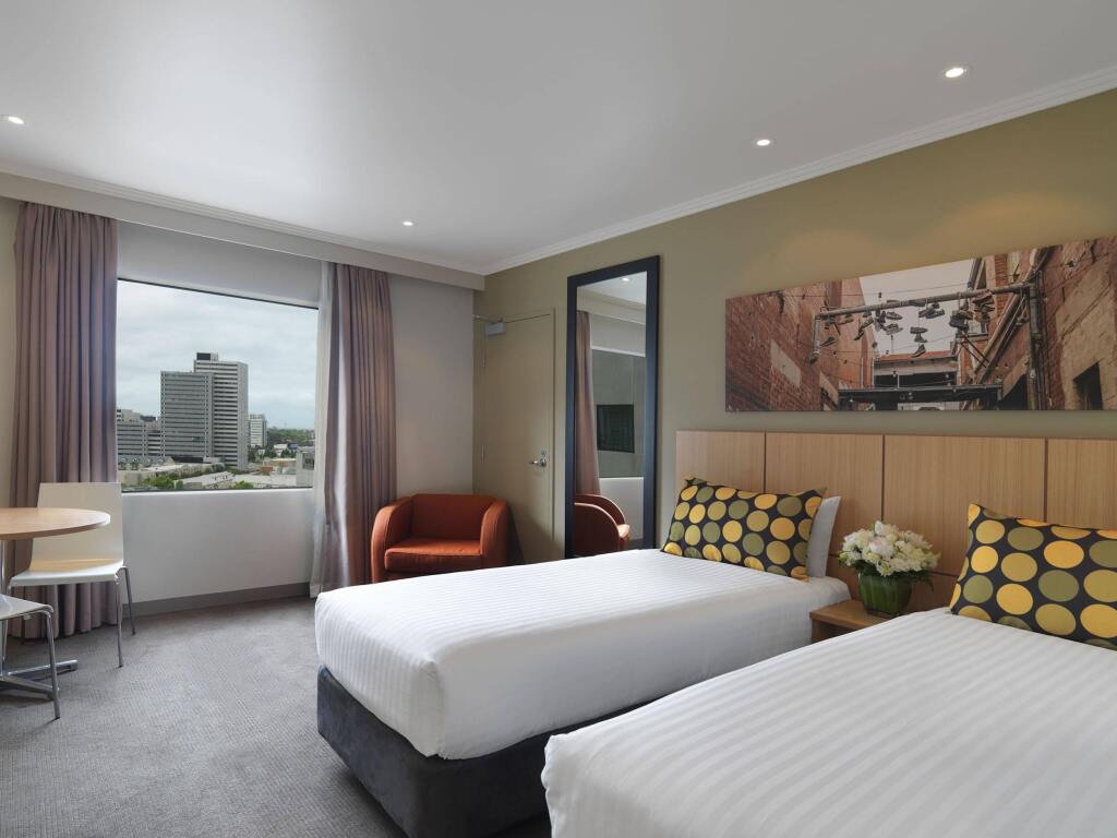 Mercure Melbourne Southbank