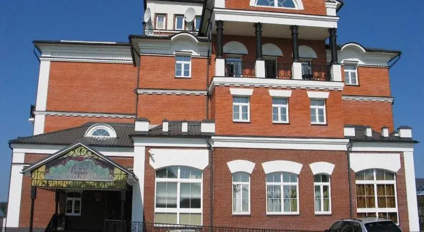 Отель Дафна