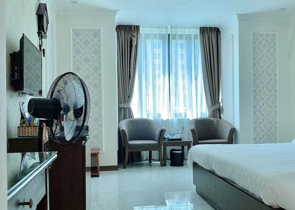 Sun & Sea Hotel