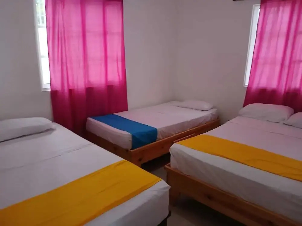 Villa con Piscina en Boca Chica
