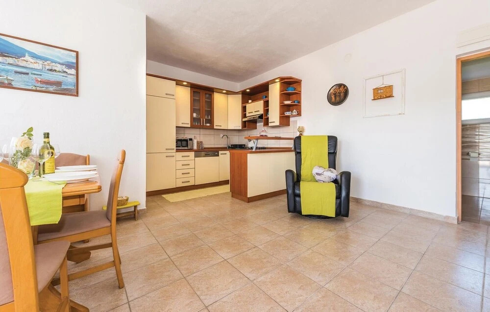 Stunning Home in Tribunj With Wifi and 4 Bedrooms