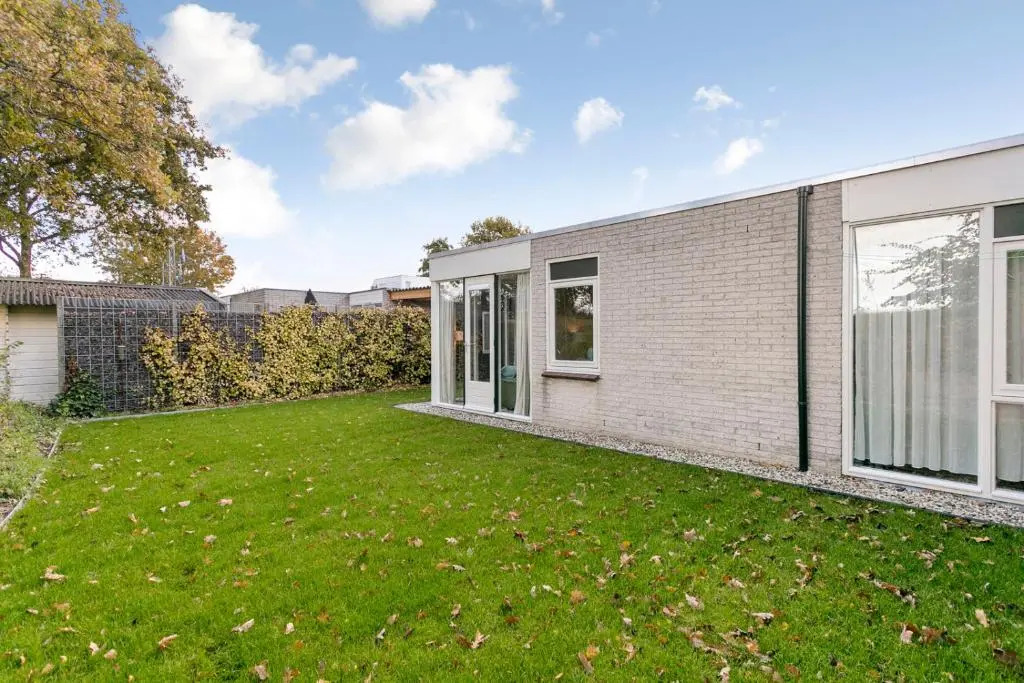Bungalow Kuste - Klepperstee Ouddorp, 2 terraces and garden, near the beach - not for companies