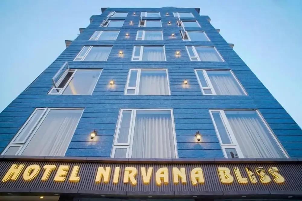 Hotel Nirvana Bliss, Behind Parmarth Niketan