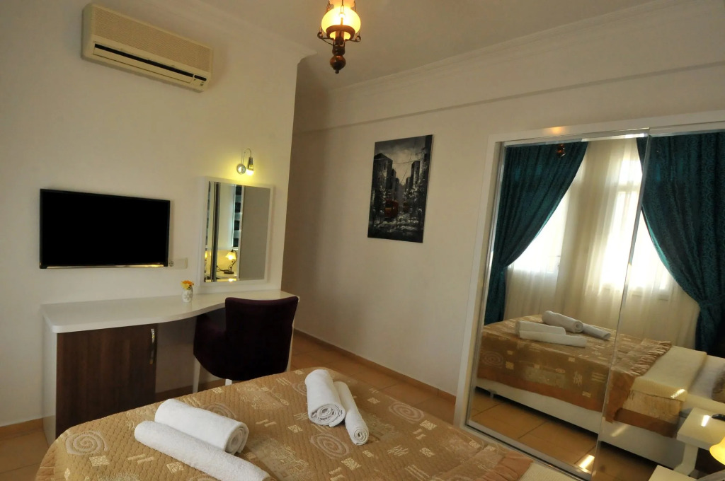 Pegasus Hotel & Villa