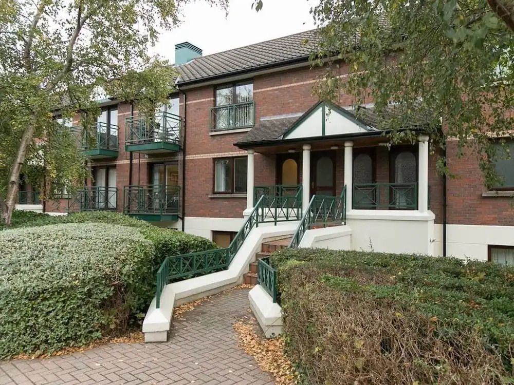 Ashleigh Manor