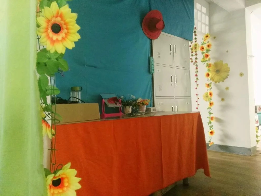 SevenColor Space Hostel