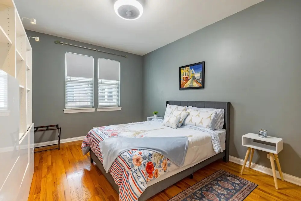 Windy City Getaway 3br 2ba Chicago Townhouse 3 Bedroom Home by RedAwning