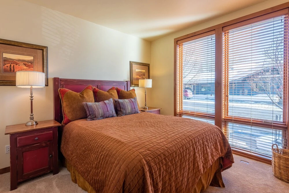 Westview Terrace #3 2 Bedrooms 2 Bathrooms Condo