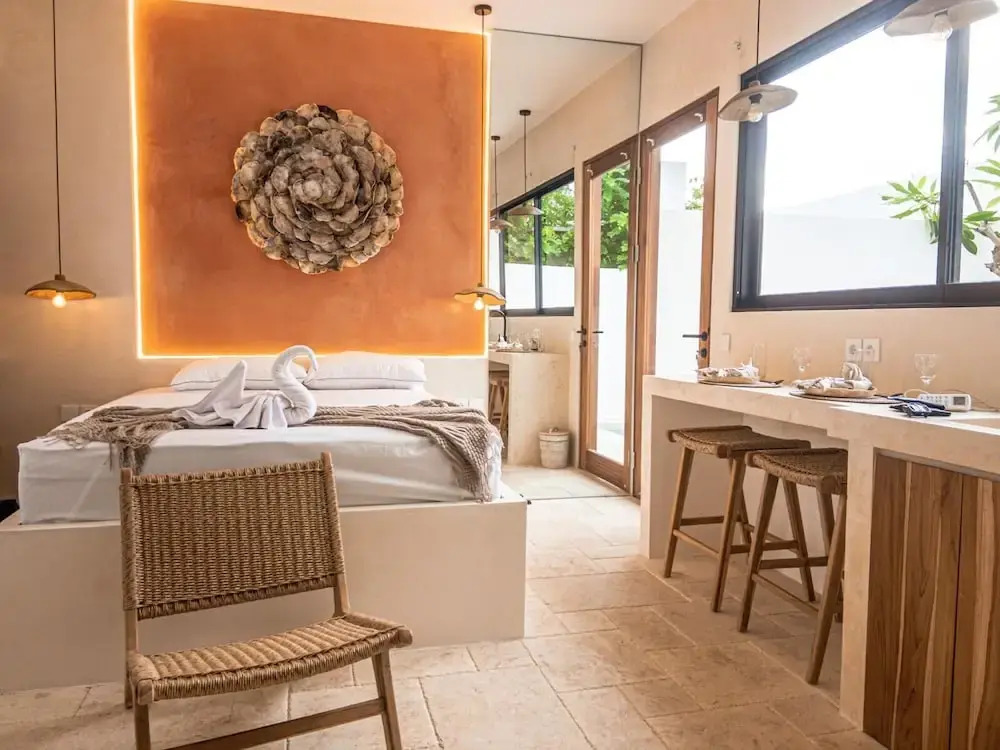 Bali Escapes- Studio And 1 Bedroom Villa
