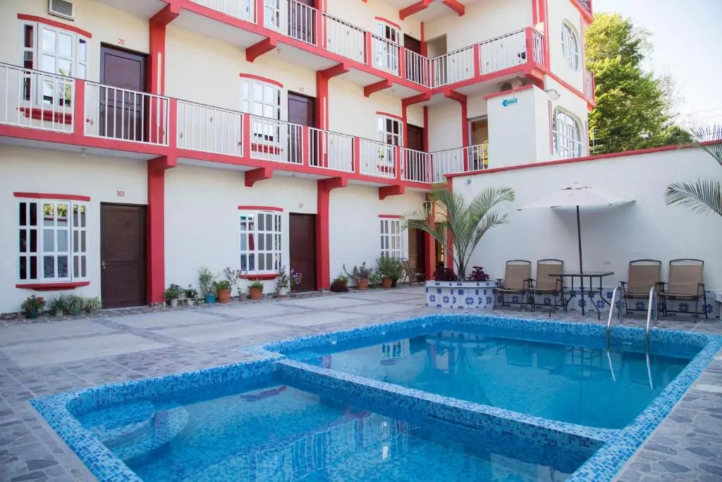 Hotel Aruma