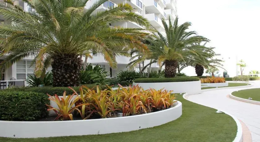 Private Apartments at the Decoplage