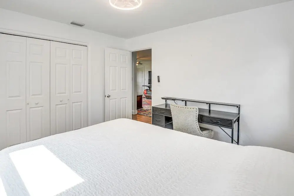 Walk to Ocean: Cozy Home w/ Yard in Ormond Beach!