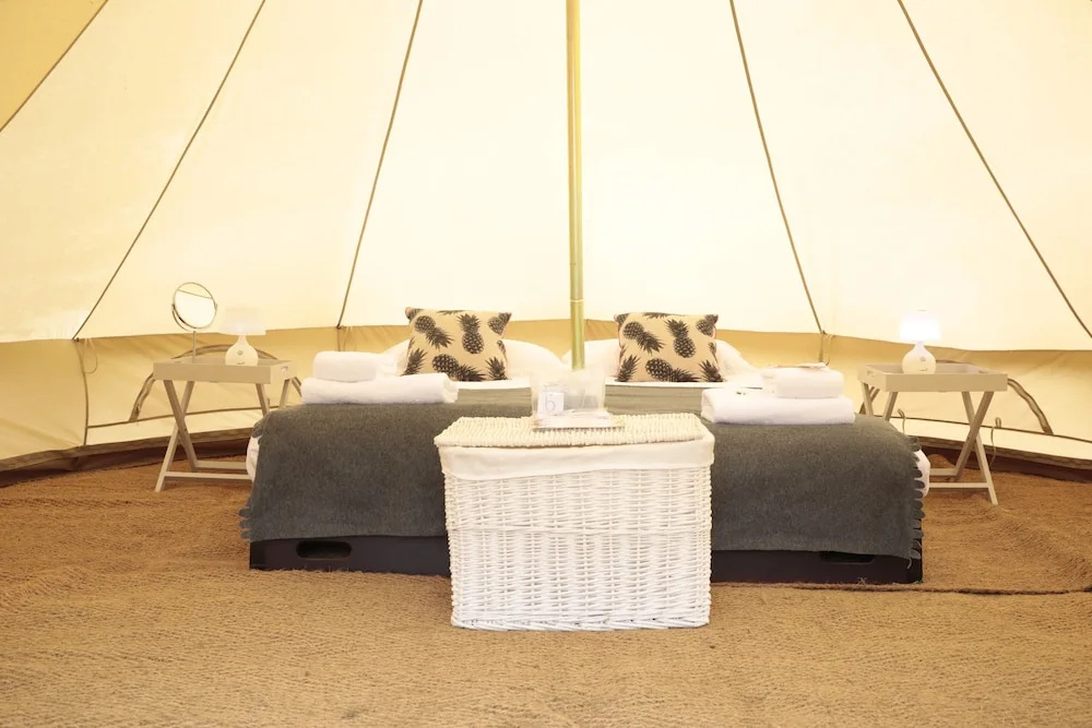 The Grand Folly Hotel - Glamping