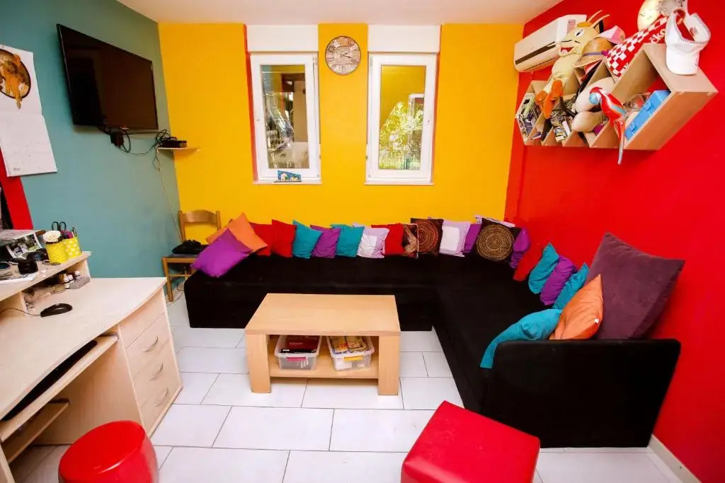 Outlanders Tribe Hostel