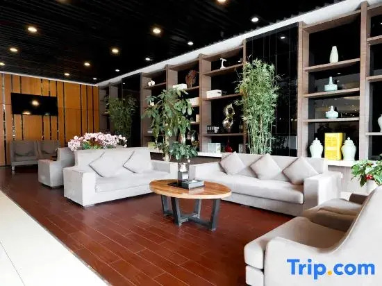 Yi Qiao Hotel