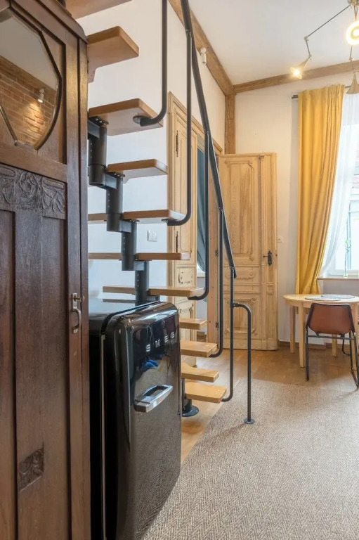 Oak Doors Apartament w Rynku ProperUNIT