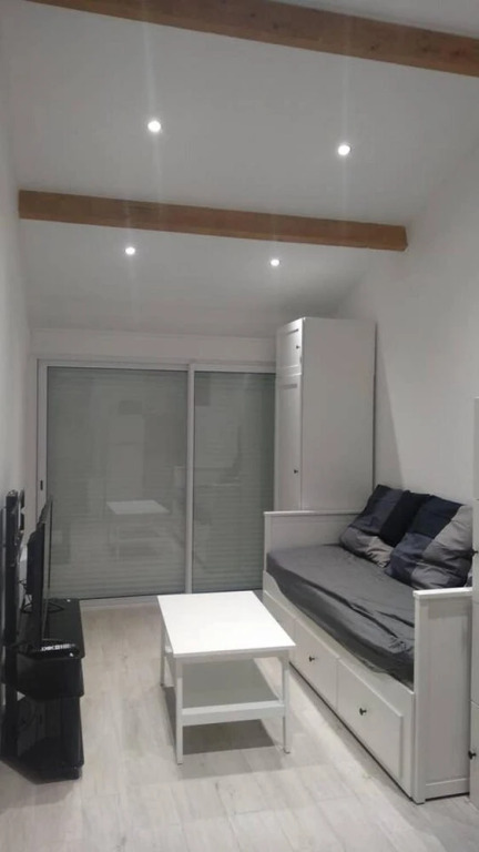 Studio in Marseille, With Pool Access, Enclosed Garden and Wifi - 11 km From the Beach