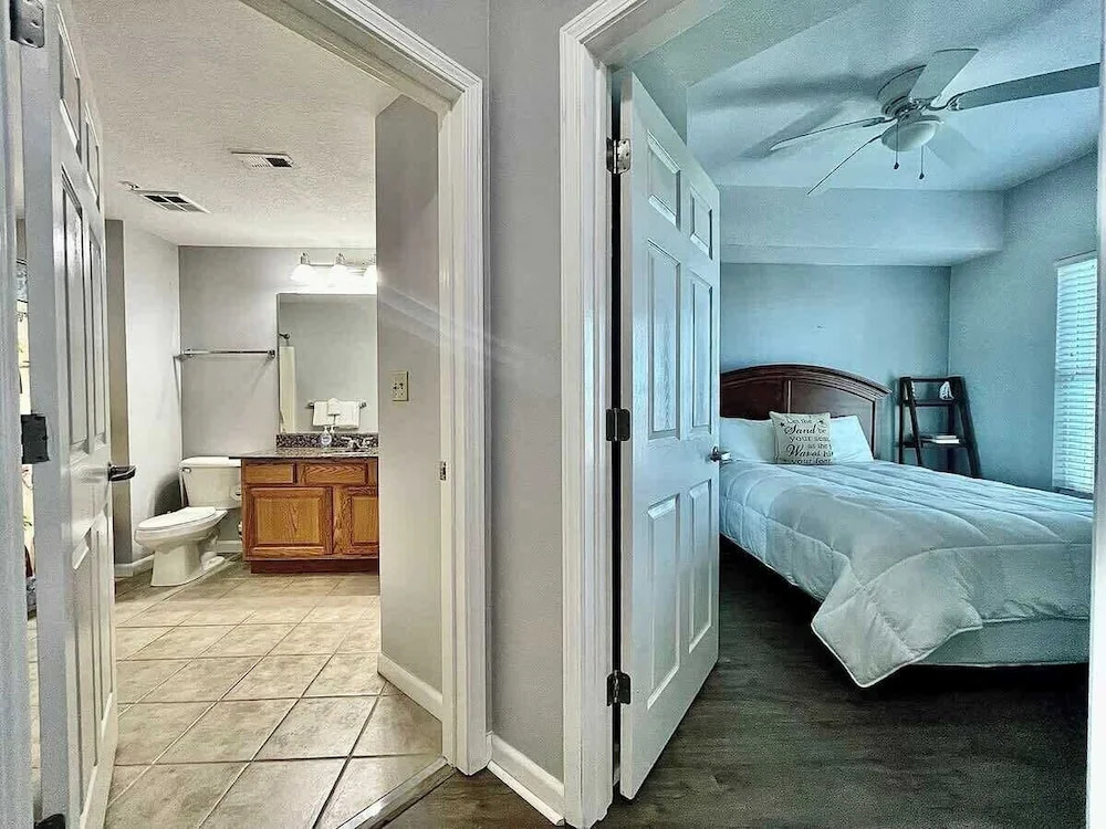Beachview Condo at Legacy Tower 2 -1104 - Fully Furnished 2 Bedroom 2 Bath